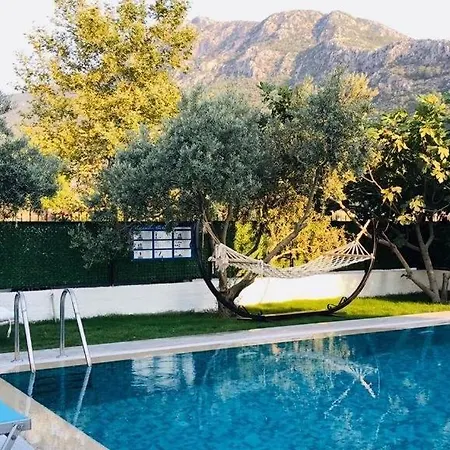 Hermes Villa فيلة